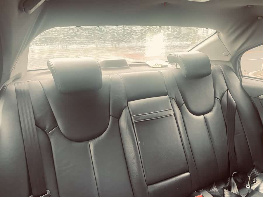 Roewe 350 2012 изображение автомобиля #14