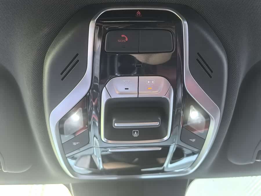 GEELY Monjaro MHEV 2020 car image #14