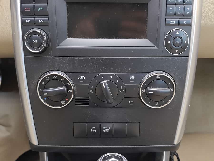 Mercedes-Benz B Class 2010 #14 Mercedes-Benz B Class 2010 car image #14