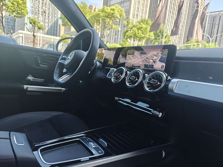 Mercedes-Benz GLB AMG 2024 #14 Mercedes-Benz GLB AMG 2024 car image #14