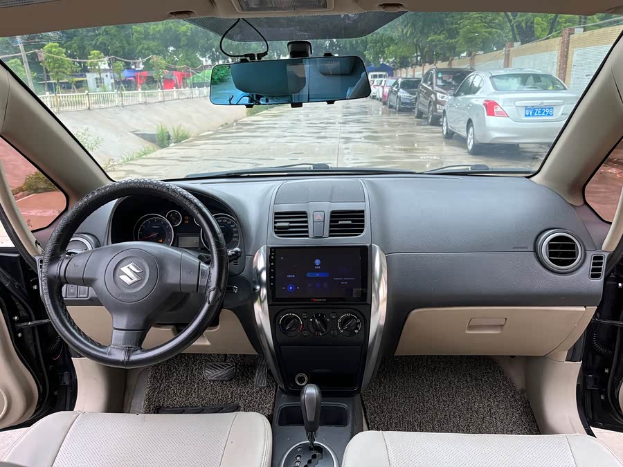 Suzuki SX4 Sedan 2015 imagem de carro #14