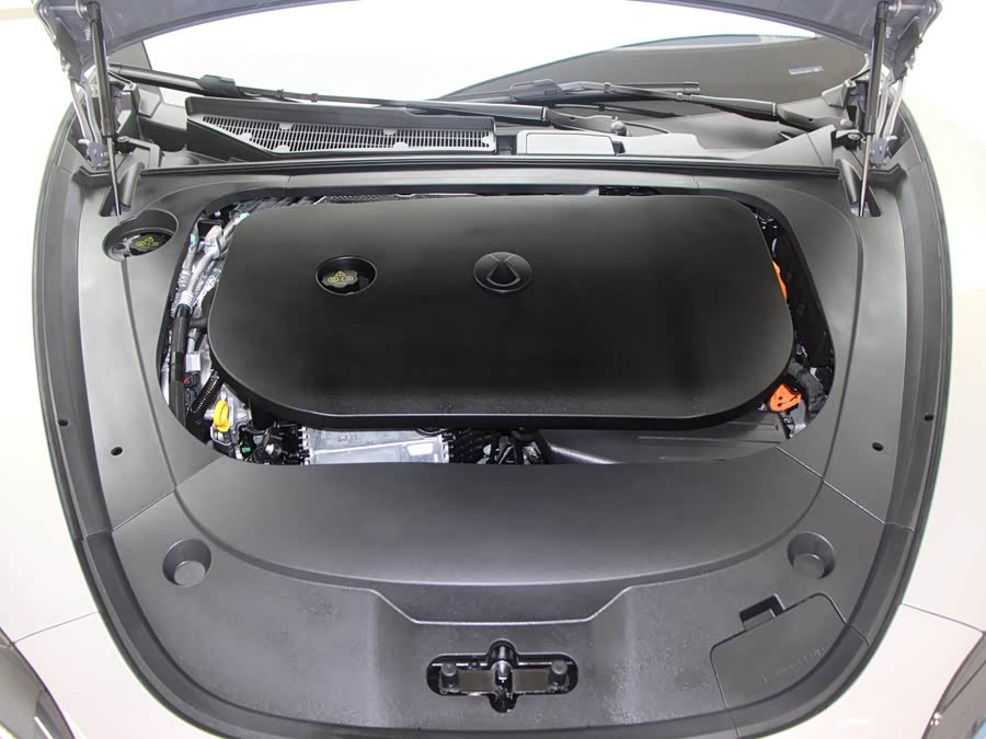 Denza Z9GT 2024 car image #14