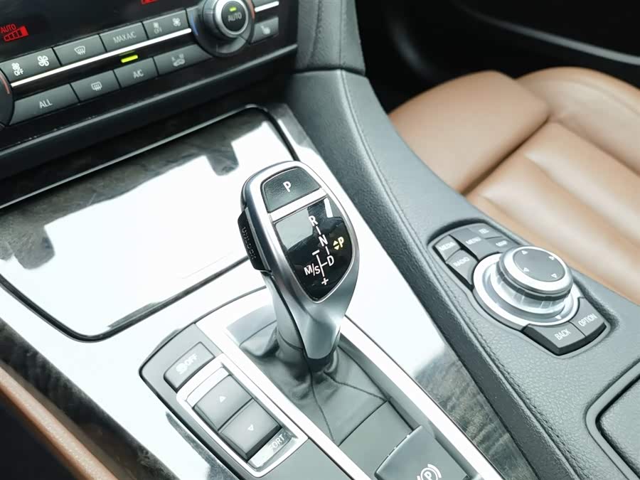 BMW 6 Series 2013 #14 BMW 6 Series 2013 car image #14