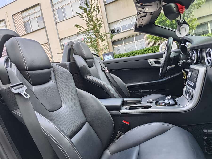 Mercedes-Benz SLC Class 2018 #14 Mercedes-Benz SLC Class 2018 car image #14