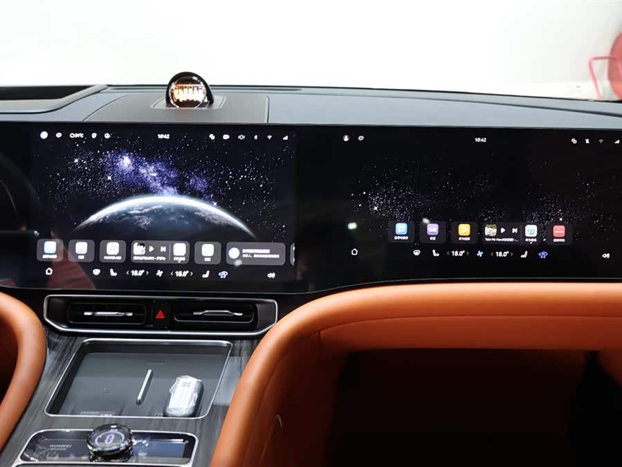 2024 car image #14