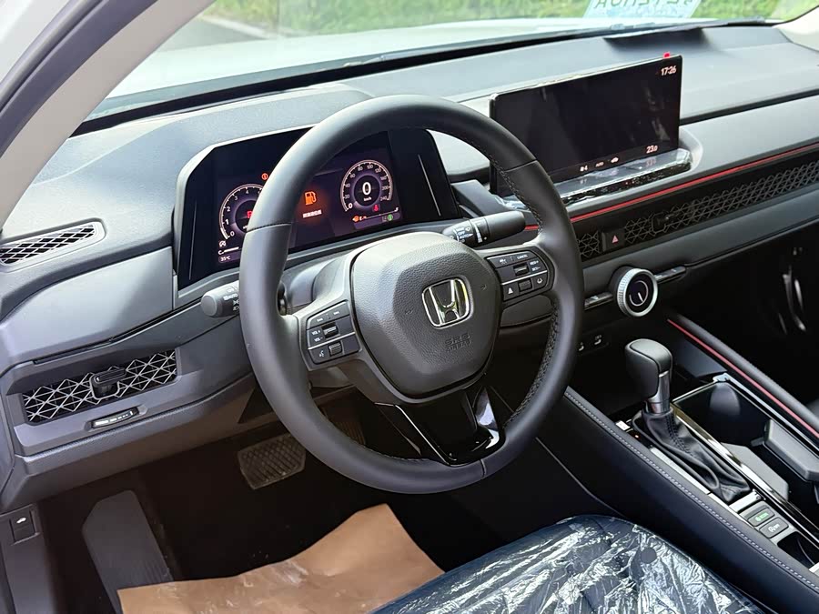 BYD F3R 2025 car image #14