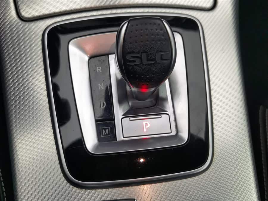 Mercedes-Benz SLC Class 2016 car image #14