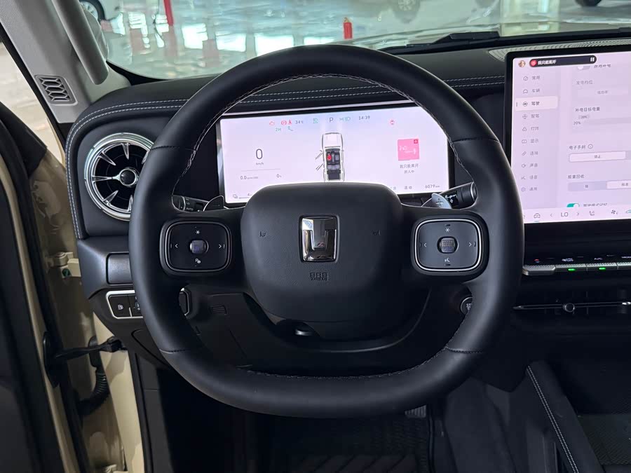 Tank 300 New Energy 2025 #14 Tank 300 New Energy 2025 car image #14