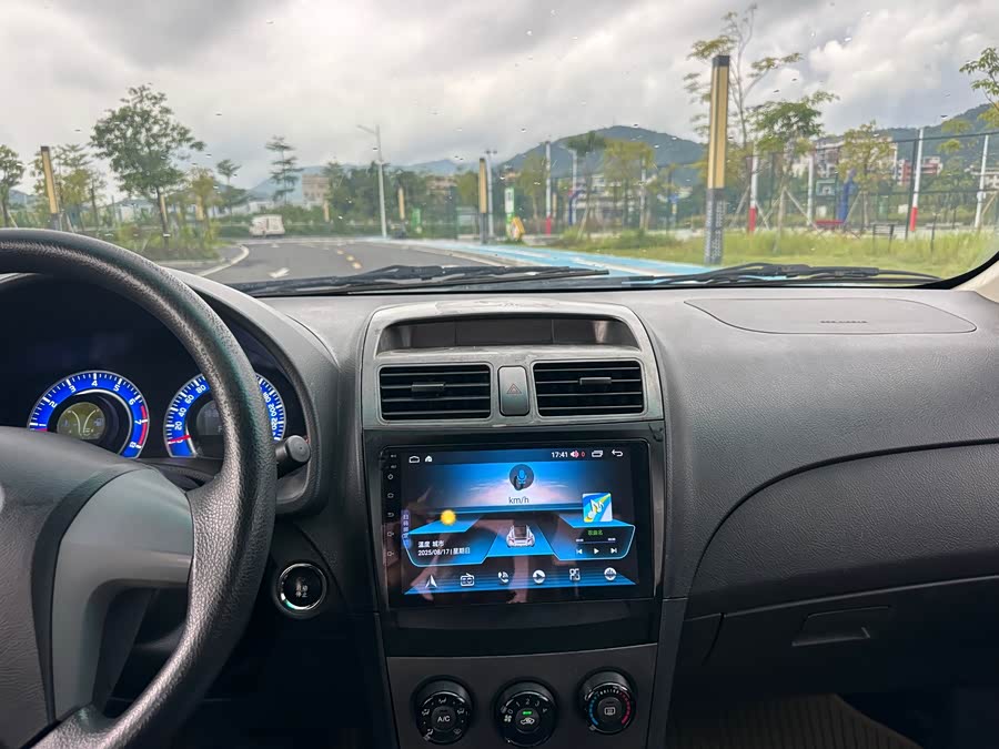 BYD L3 2015 car image #14