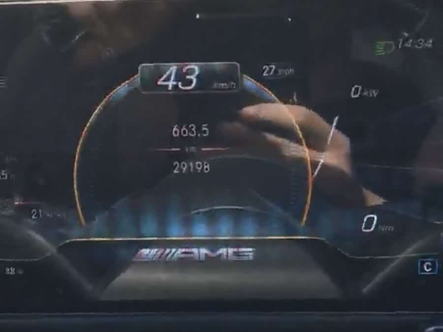 Mercedes-Benz GLB AMG 2023 #14 Mercedes-Benz GLB AMG 2023 car image #14