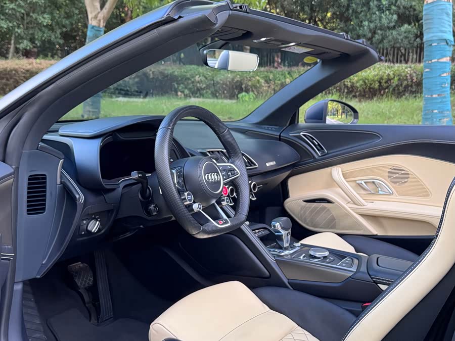 BMW 1 Series (Imported) 2020 #14 BMW 1 Series (Imported) 2020 car image #14