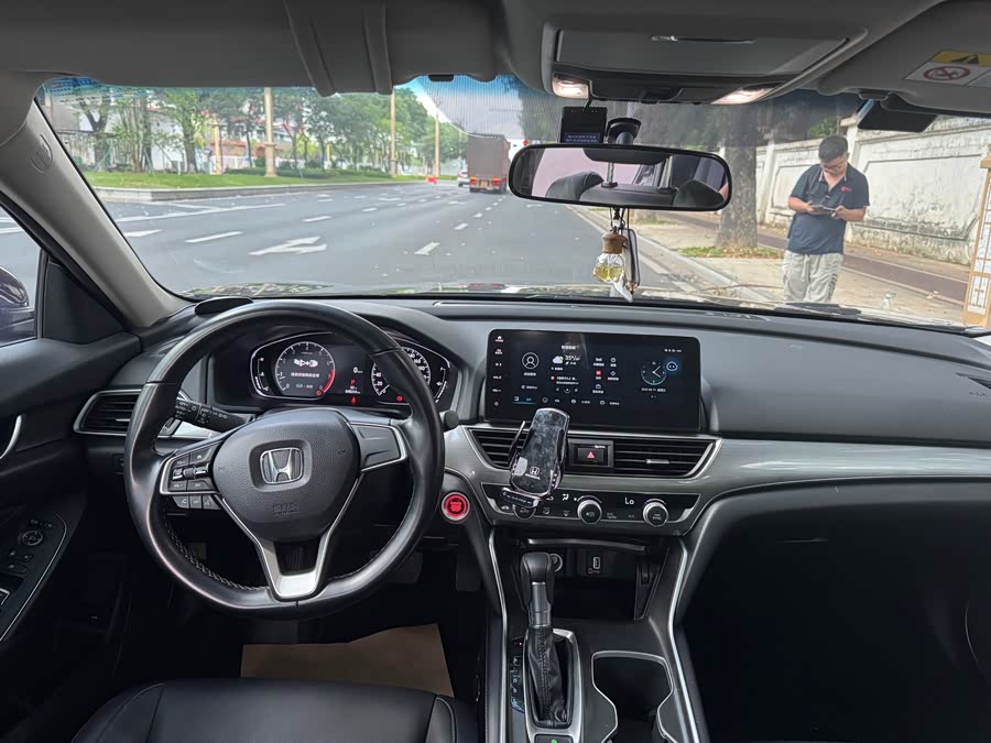 BYD F3R 2022 car image #14