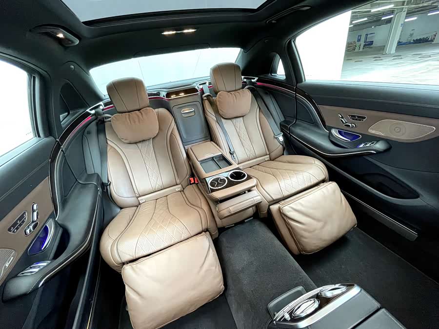 Mercedes-Benz Maybach S Class 2018 #14 Mercedes-Benz Maybach S Class 2018 image de voiture #14