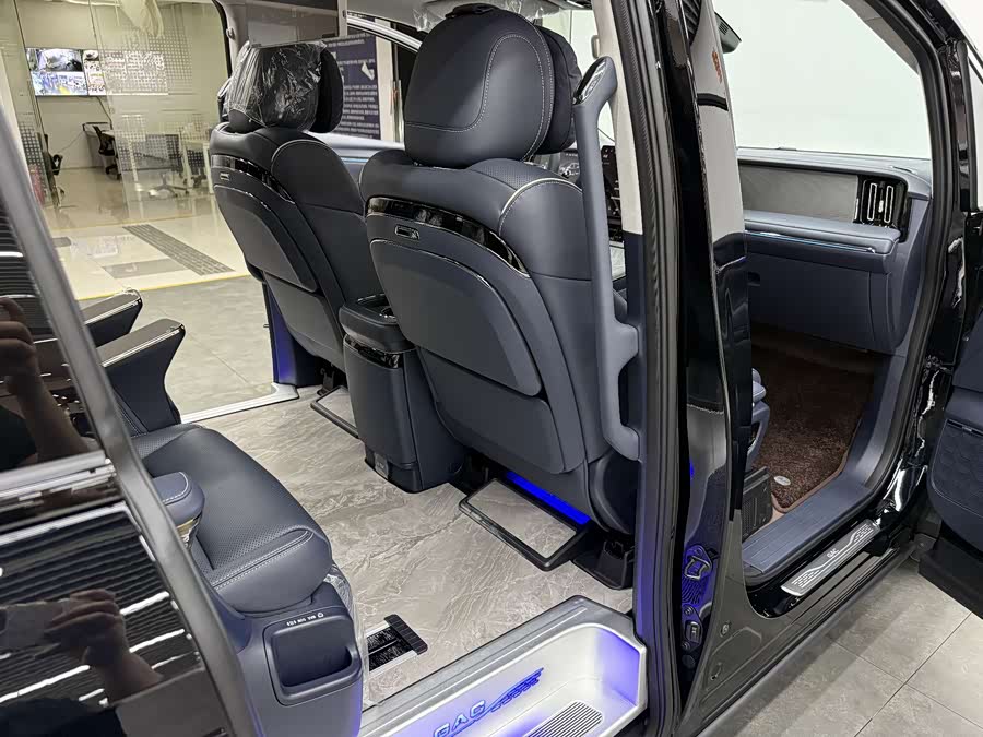 GAC Trumpchi Xiangwang M8 2025 car image #14