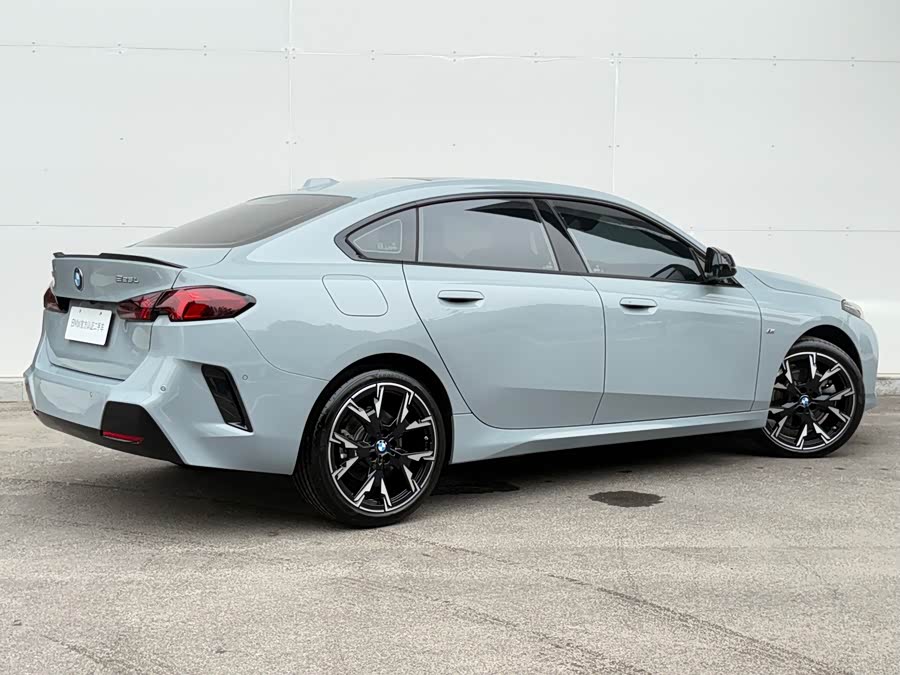 BMW 2 Series 2024 car image #14