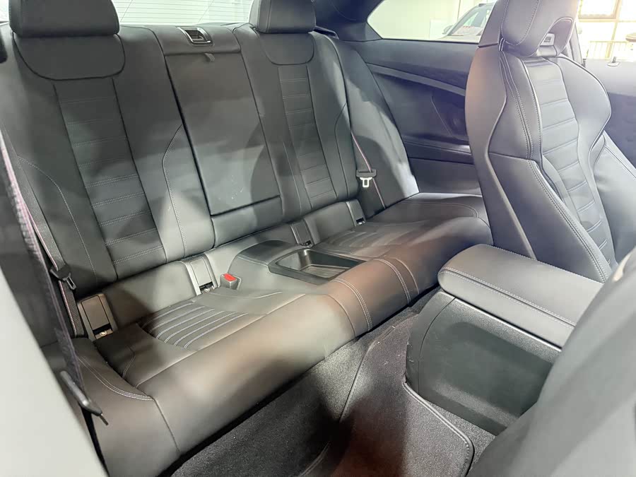 BMW M240i 2025 immagine di auto #14