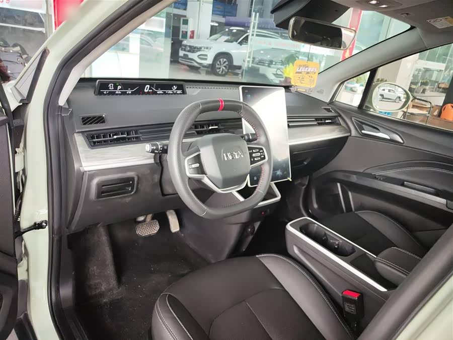 哪吒汽车 哪吒AYA 2024 汽车图片 #14