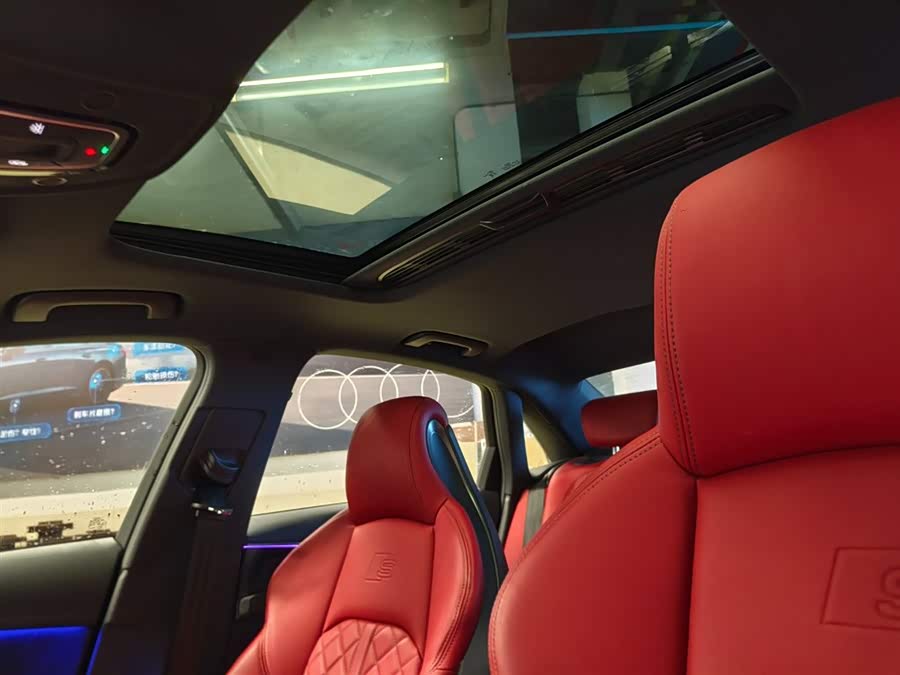 Audi S4 2023 car image #14