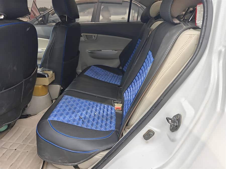 Changan Alsvin V5 2014 car image #14