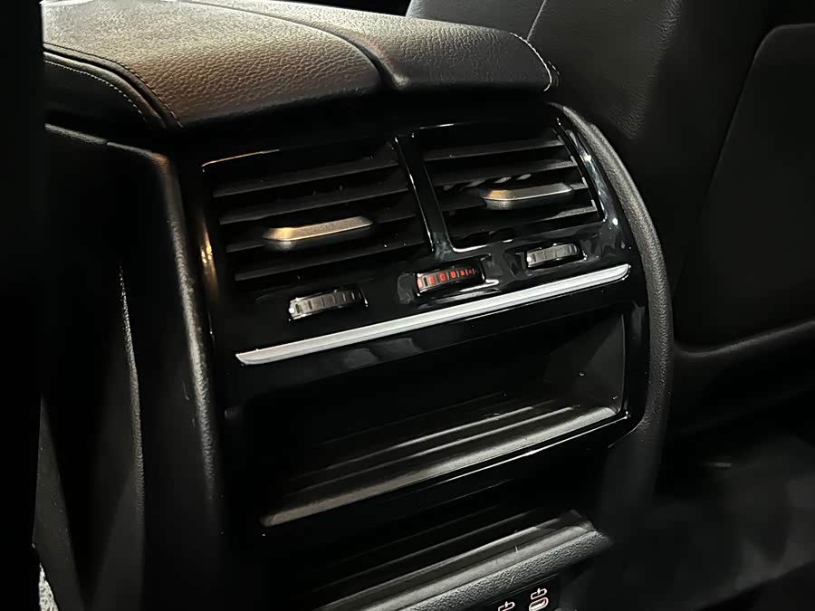 BMW 5 Series (Imported) 2019 #14 BMW 5 Series (Imported) 2019 car image #14