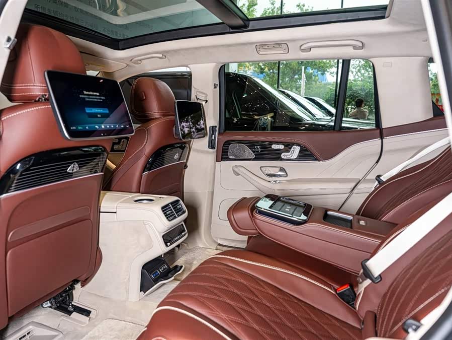 Mercedes-Benz Maybach GLS 2024 #14 Mercedes-Benz Maybach GLS 2024 car image #14