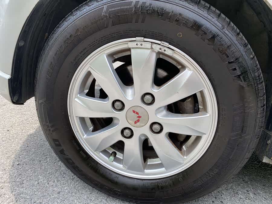 五菱汽车 五菱宏光 2017 #14 五菱汽车 五菱宏光 2017 汽车图片 #14