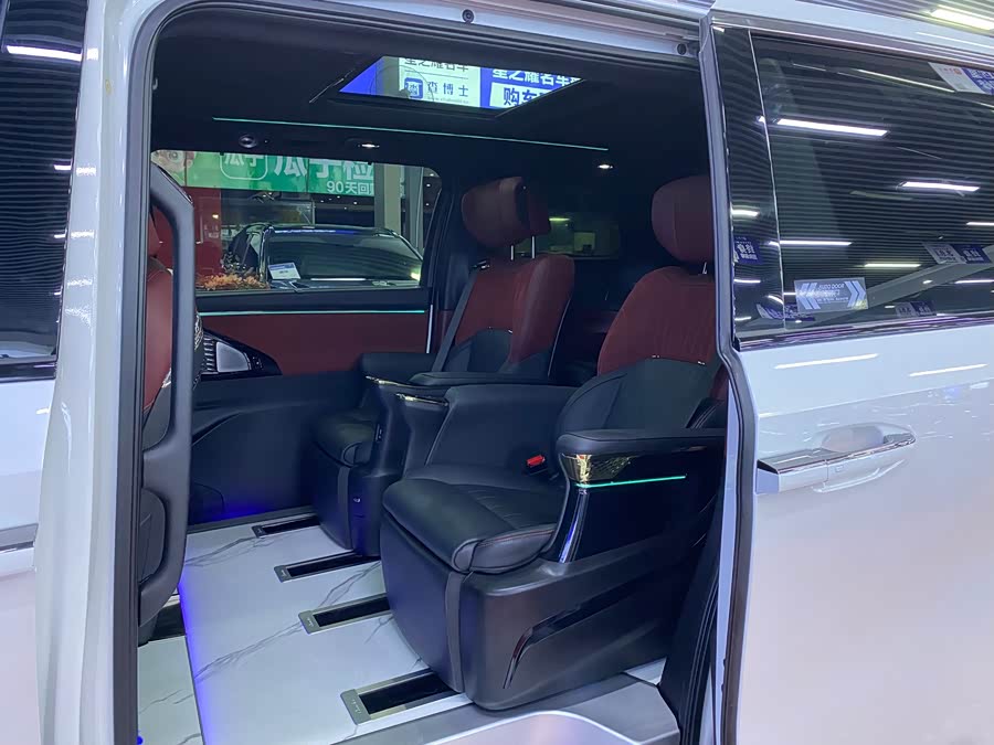 GAC Trumpchi M8 2024 car image #14