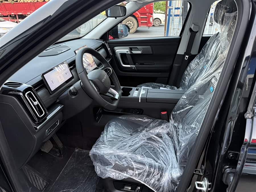 Chery Tiggo7 C-DM 2025 #14 Chery Tiggo7 C-DM 2025 car image #14