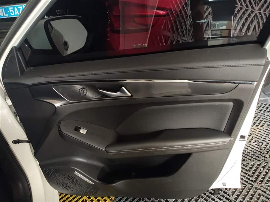 Haval Jolion 2021 #14 Haval Jolion 2021 car image #14