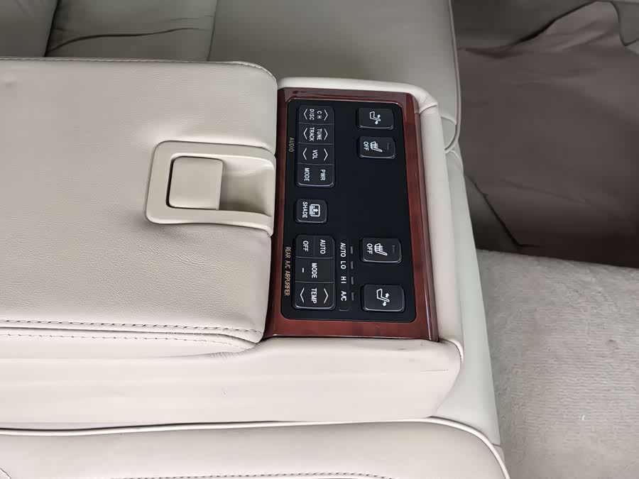 HongQi ShengShi 2009 car image #14