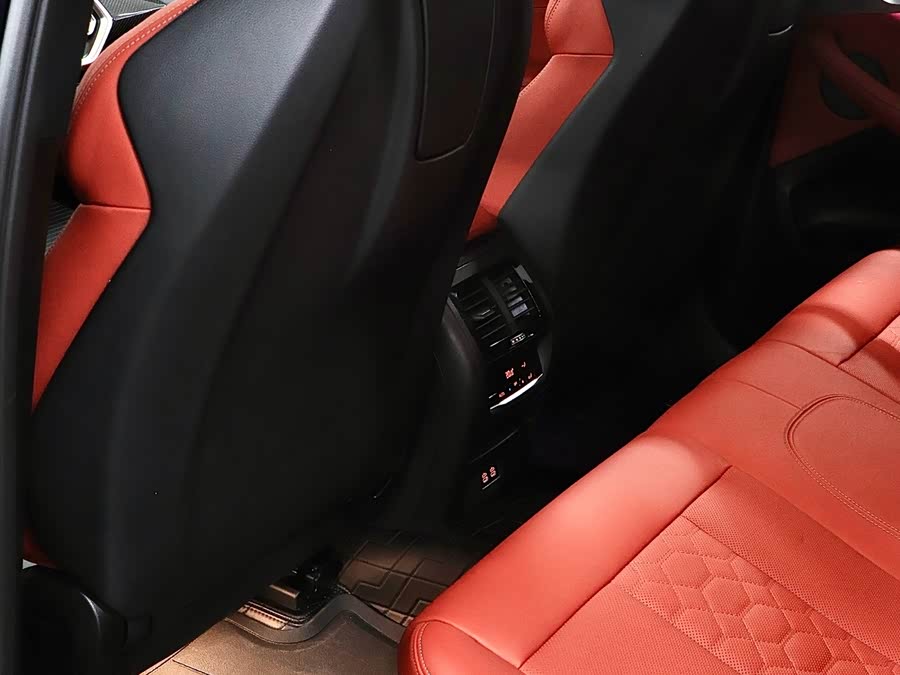 BMW X4 M 2023 #14 BMW X4 M 2023 car image #14