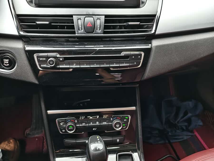 BMW 2 Series Tourer 2017 صورة سيارة #14