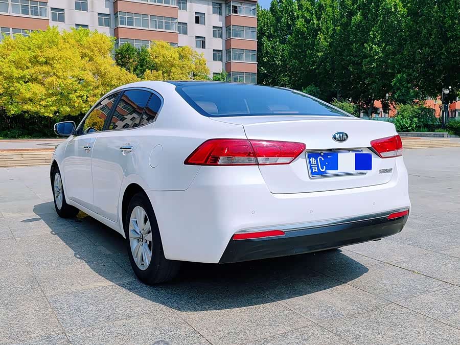 起亚 起亚K4 2014 汽车图片 #14