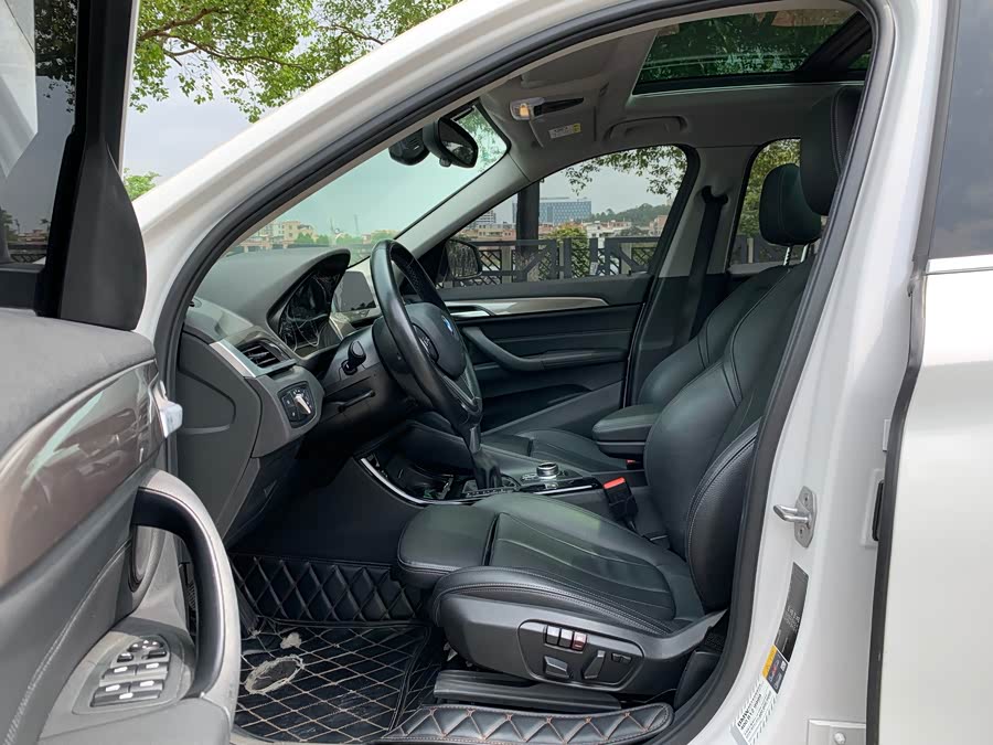 BMW X1 New Energy 2018 car image #14