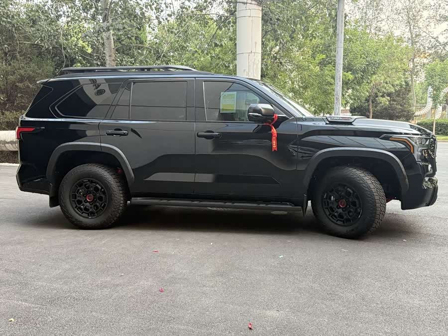 Toyota Sequoia #14 Toyota Sequoia imagen de coche #14