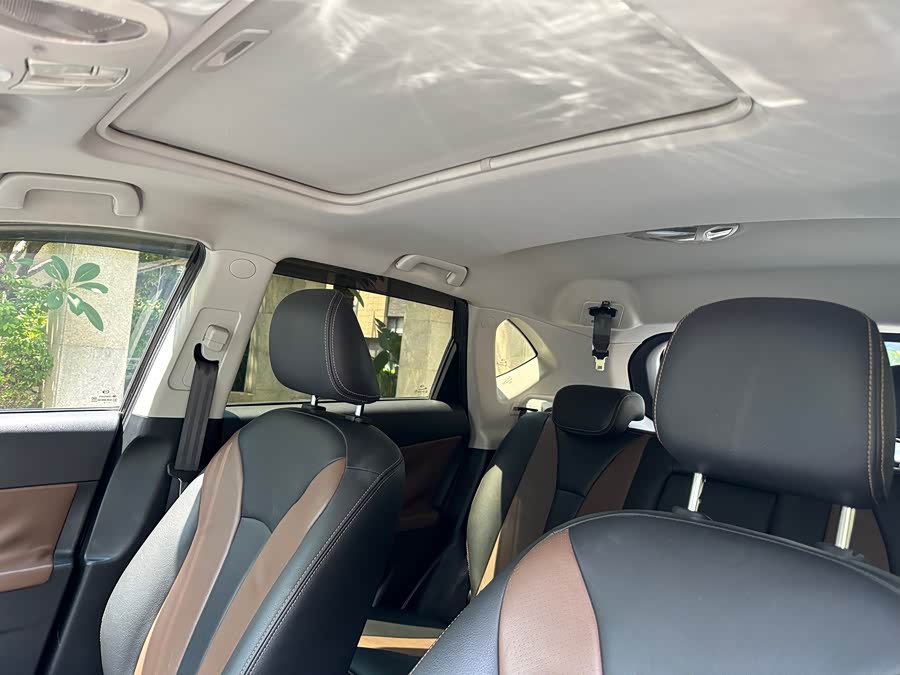 GAC Trumpchi GS5 Super 2016 car image #14