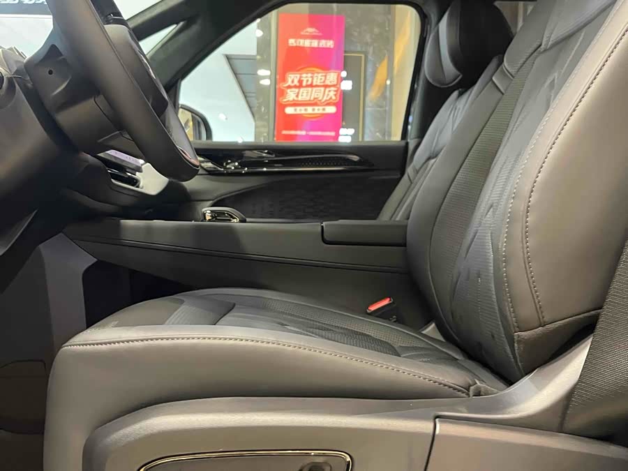 Volkswagen Phideon 2025 immagine di auto #14