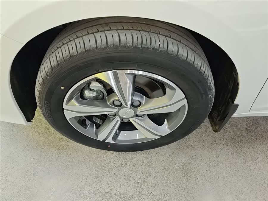 GEELY Emgrand L HiP 2025 immagine di auto #14