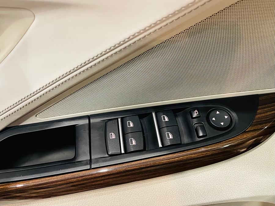 BMW 6 Series 2017 car image #14