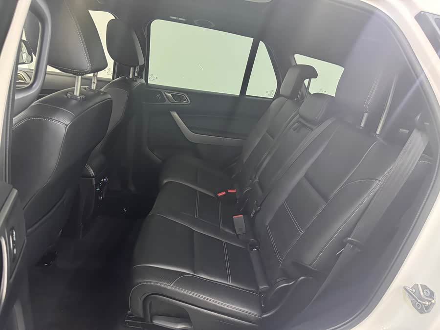 Ford Everest 2019 car image #14