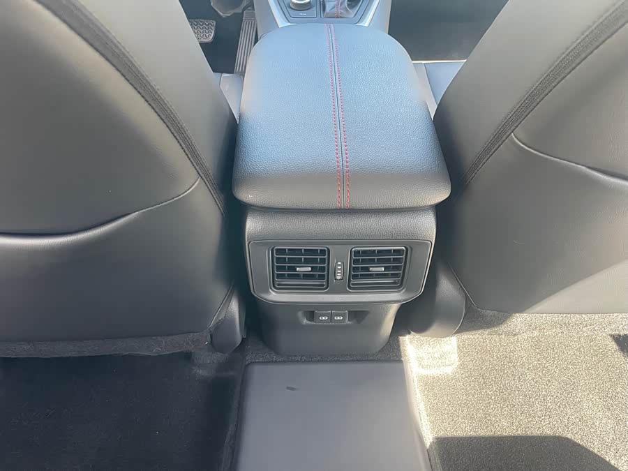 Toyota Wildlander New Energy 2023 #14 Toyota Wildlander New Energy 2023 car image #14