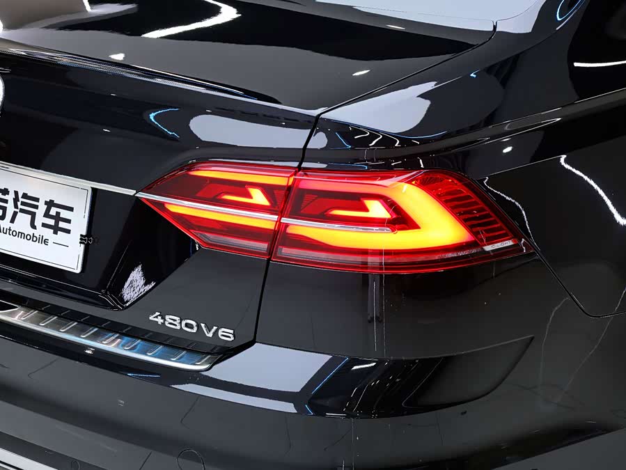 Volkswagen Phideon 2023 immagine di auto #14