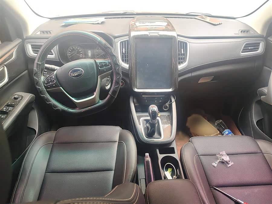 SWM X7 2018 imagen de coche #14