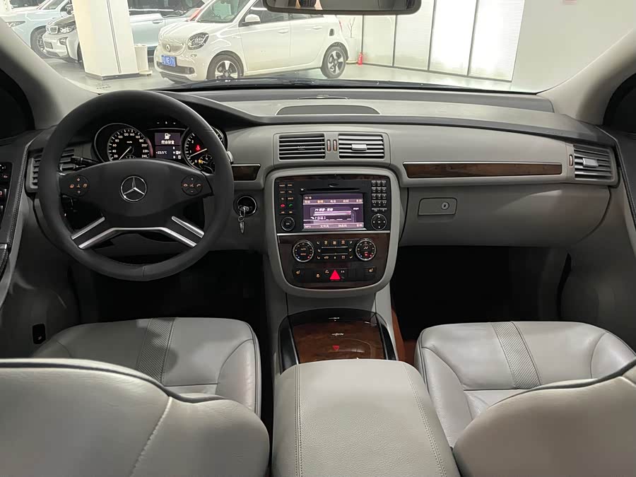 Mercedes-Benz R Class 2013 #14 Mercedes-Benz R Class 2013 car image #14