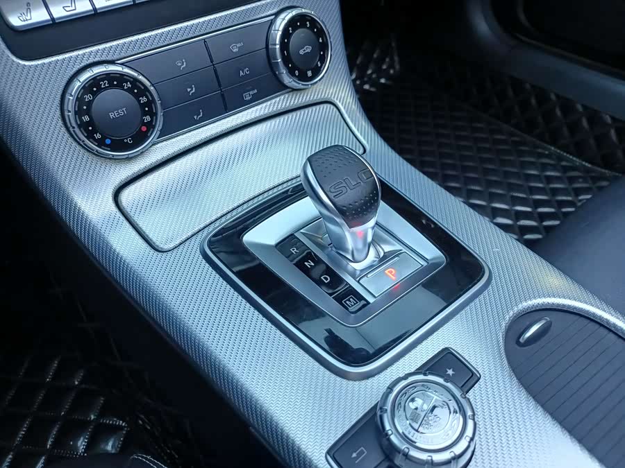 Mercedes-Benz SLC Class 2016 #14 Mercedes-Benz SLC Class 2016 car image #14