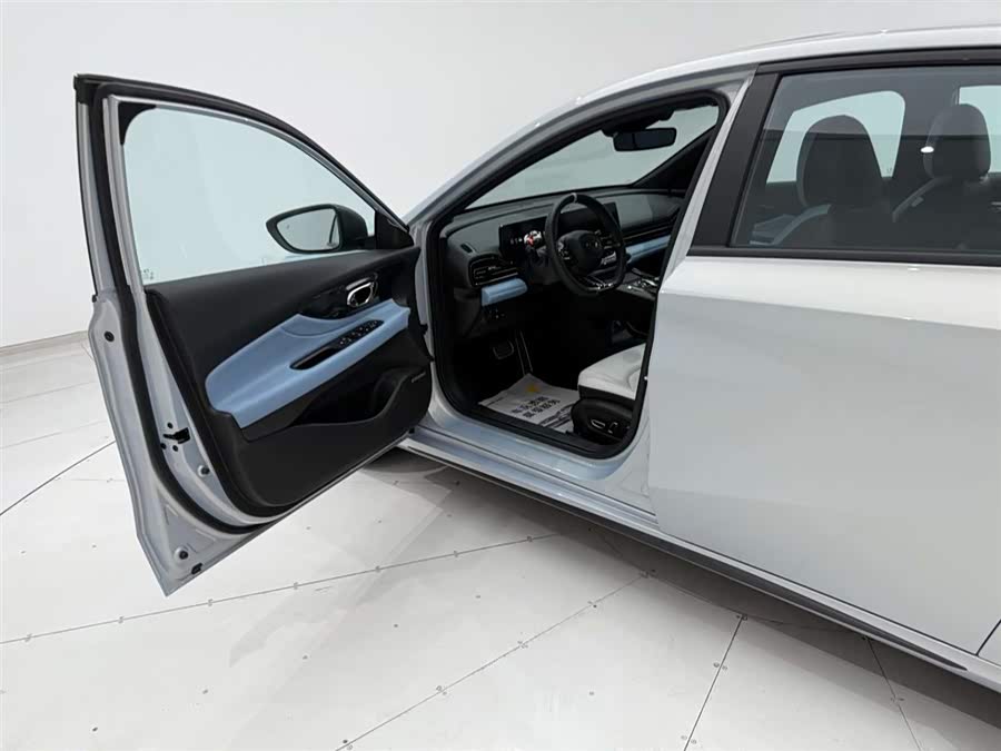 GAC Trumpchi Empow 2023 car image #14