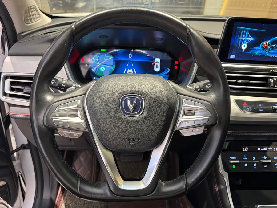 Changan CS15 2019 car image #14
