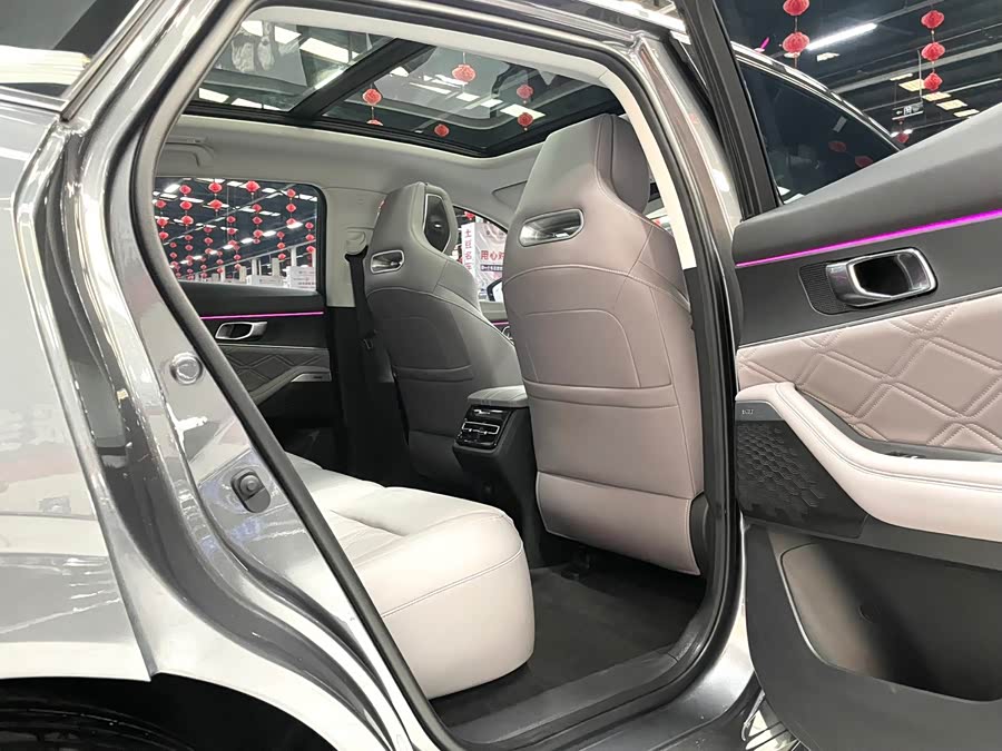 Changan UNI-K iDD 2022 car image #14