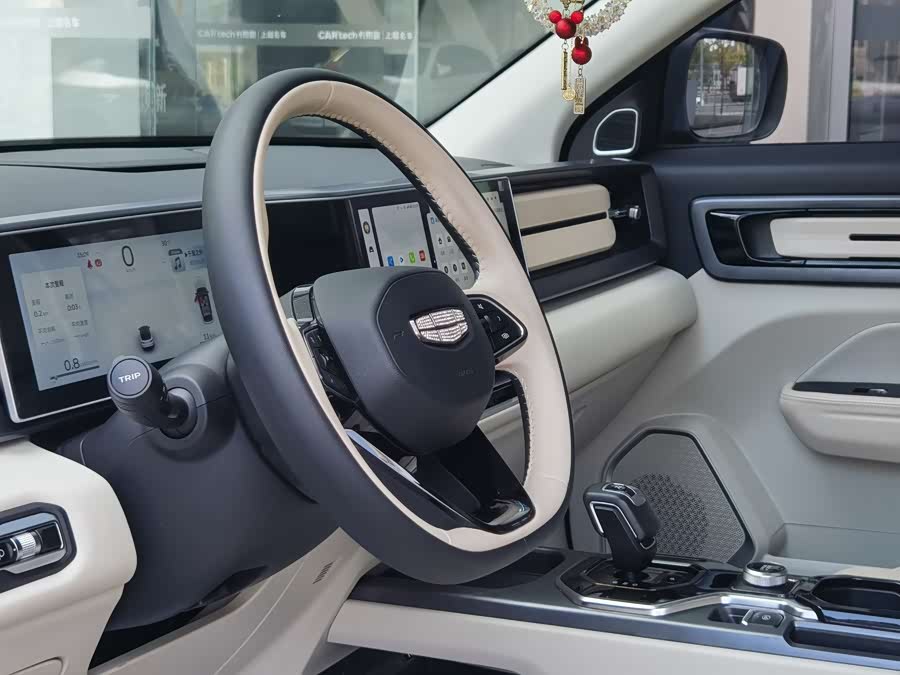 GEELY Monjaro MHEV 2022 car image #14