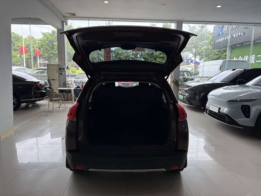 Peugeot 2008 2014 image de voiture #14
